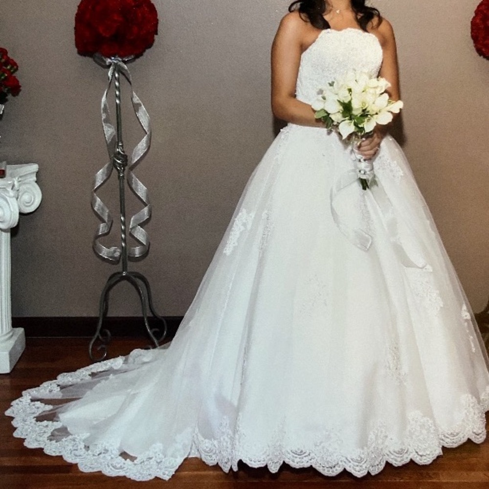 Oleg Cassini White Strapless Satin Wedding Dress 8